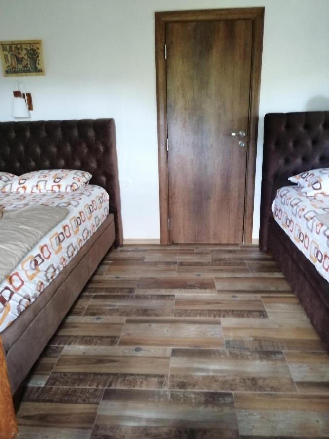 Etno House Happy Village Cetinje Exterior photo